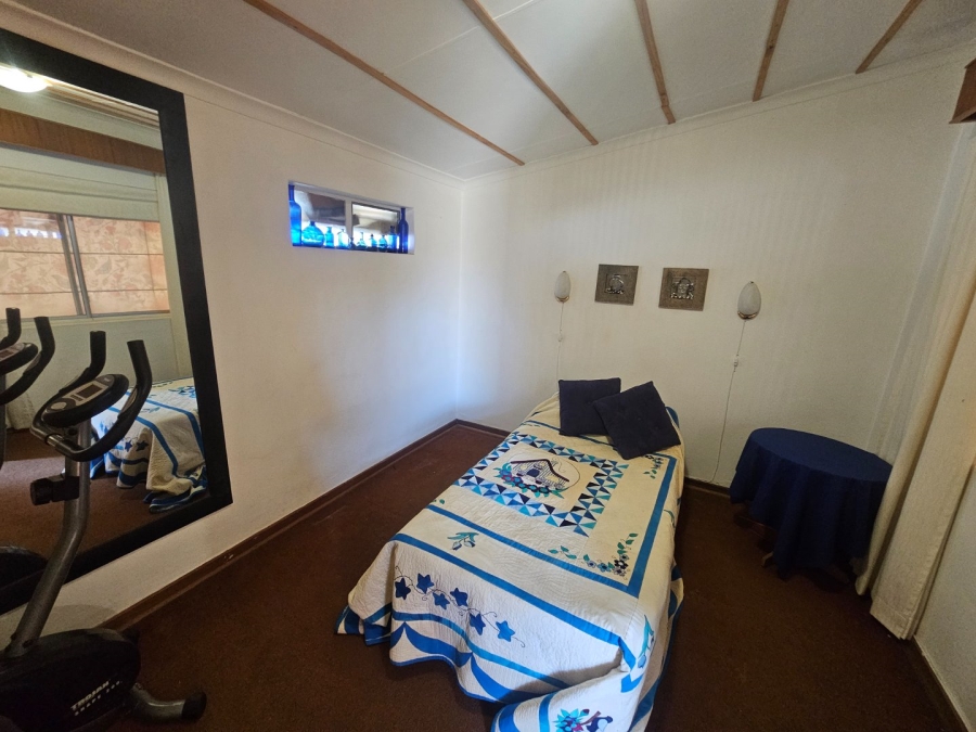 5 Bedroom Property for Sale in Panorama Free State